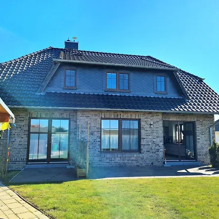 Haus Anita * Middelhagen